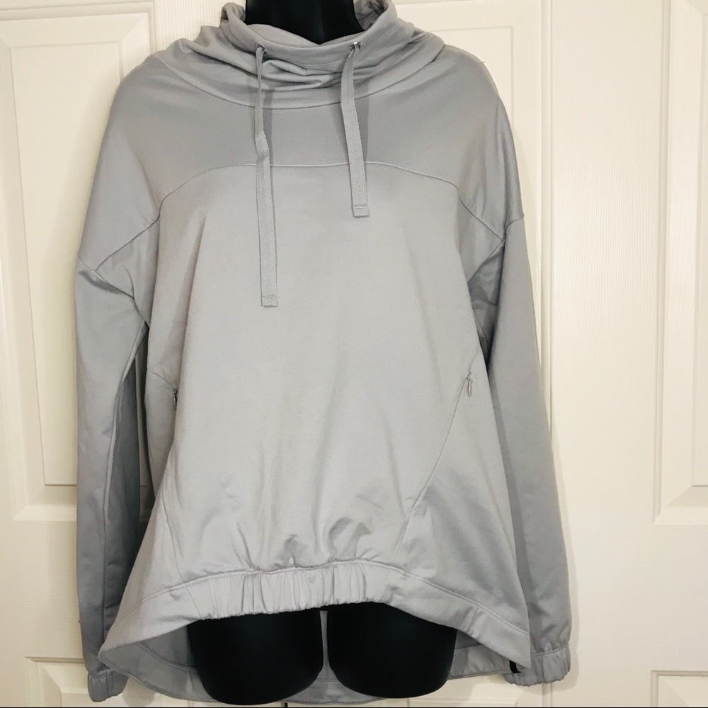 Fabletics pull over